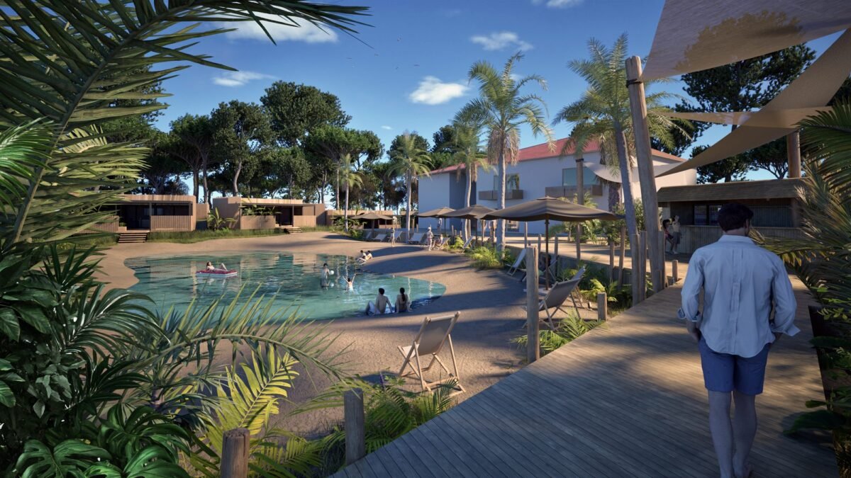 Perspective 3D d’une plage de baignade bordée de pins et de palmiers, avec lodges en bois et ponton